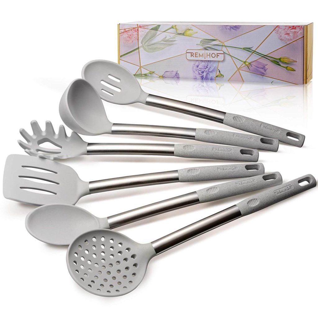 kitchen utensil set the range